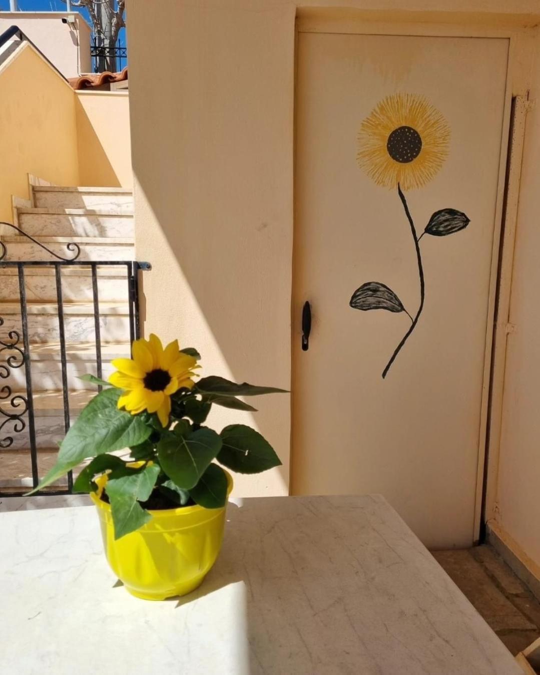 Eagles Nest Villa Athenian Riviera In Aghia Marina Near Lagonisi, Next To The Beach Close To Athens Airport Agia Marina  外观 照片