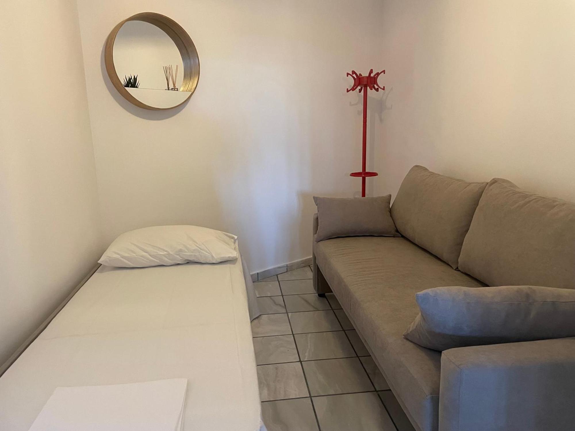 Eagles Nest Villa Athenian Riviera In Aghia Marina Near Lagonisi, Next To The Beach Close To Athens Airport Agia Marina  外观 照片